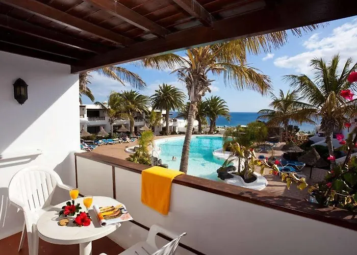 R2 Bahia Kontiki Puerto del Carmen (Lanzarote)