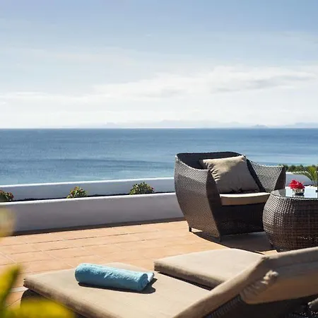 R2 Bahia Kontiki Puerto del Carmen (Lanzarote)