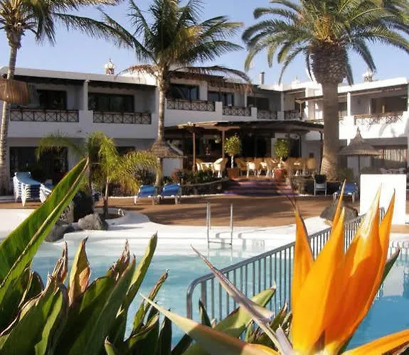 R2 Bahia Kontiki Szálloda *