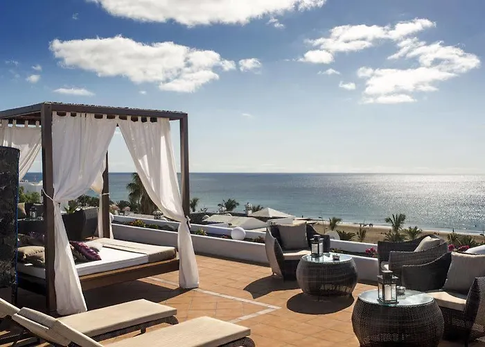 R2 Bahia Kontiki Szálloda